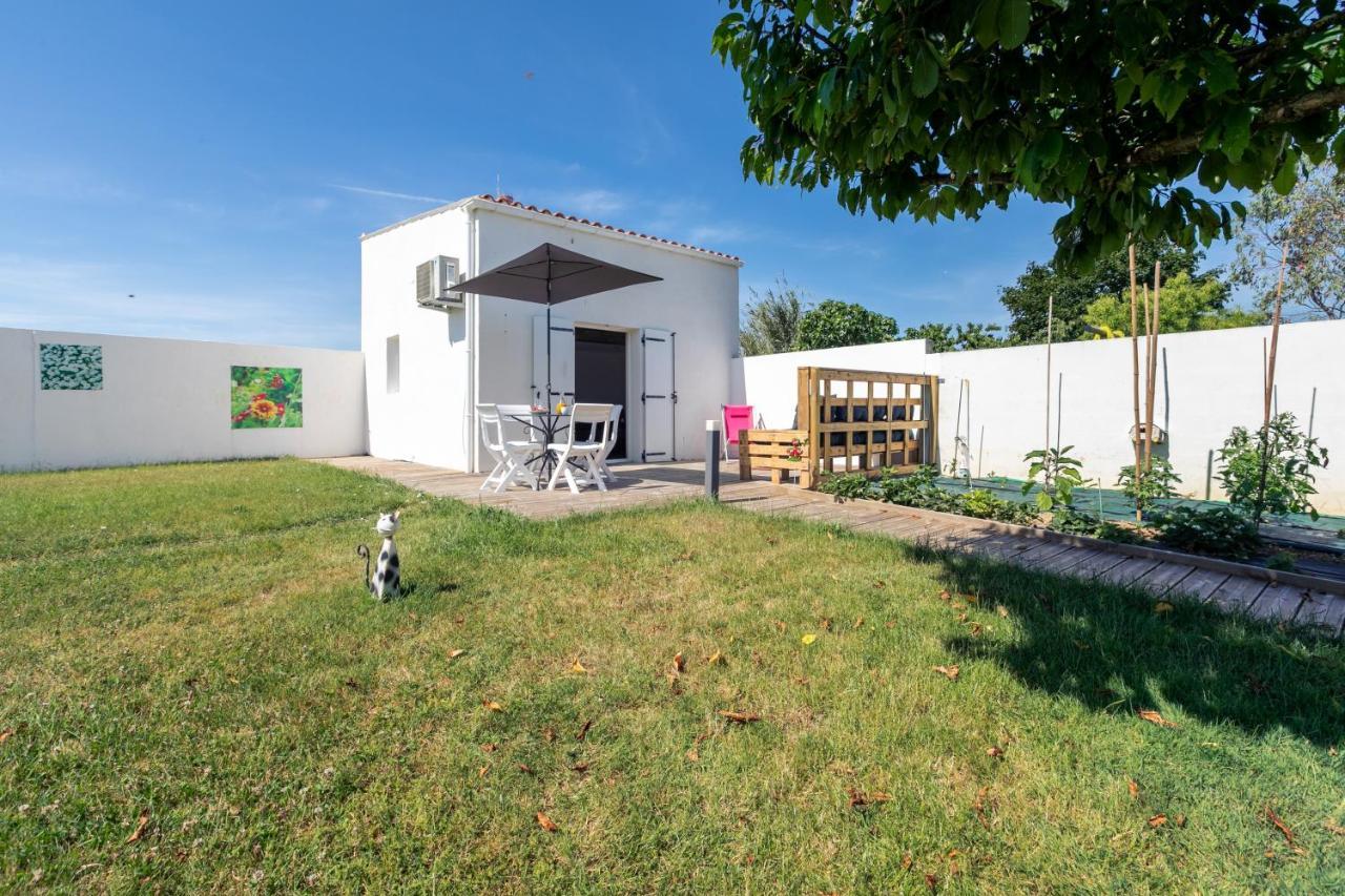 Cosy Corner Apartment Saint-Xandre Bagian luar foto